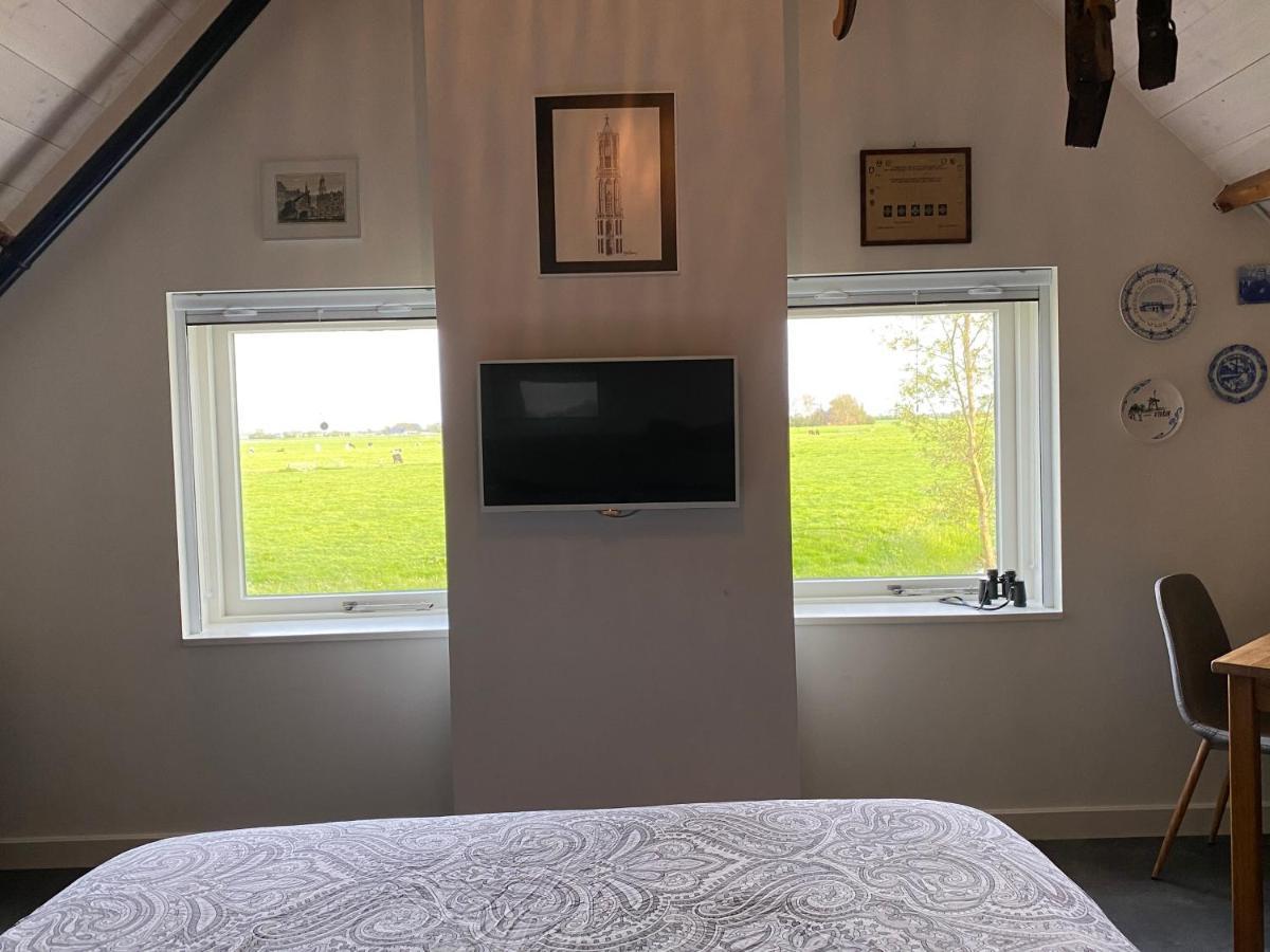 Bed and Breakfast Domstate Ee Esterno foto